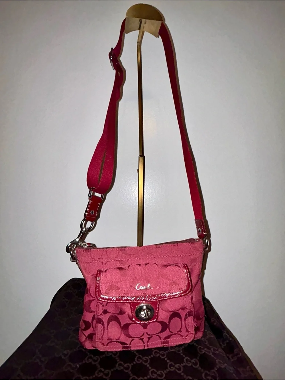 Coach Signature Swingpack Crossbody Bag in Red/Burgundy